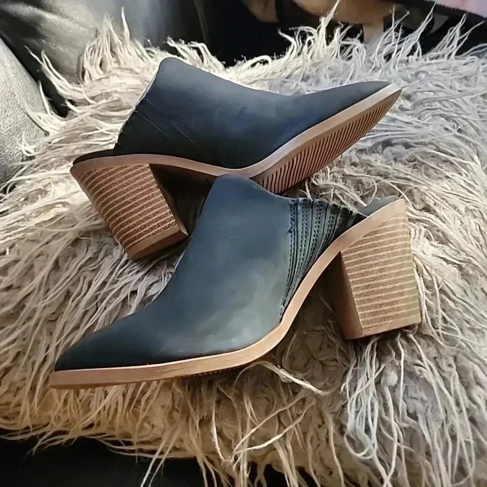 Time and Tru Women's Block heels slip on Mules. Size 7 . NWT - Picture 3 of 8